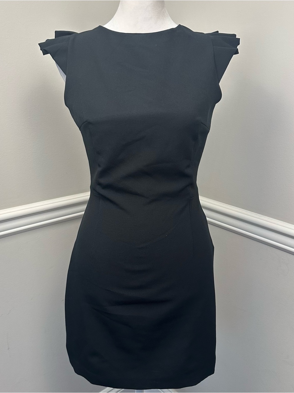 Zara Black Structured Cap-Sleeve Mini Dress S